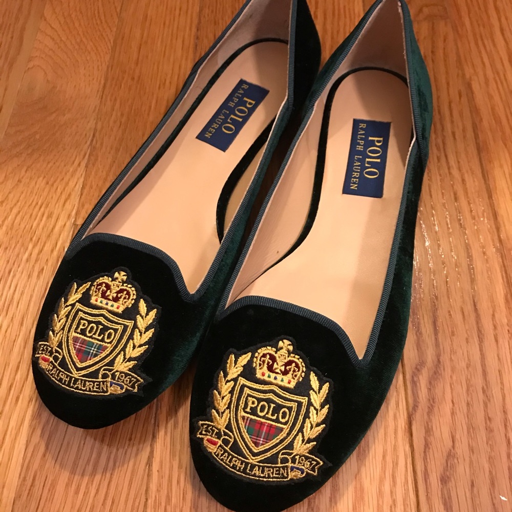 Never Been Worn Ralph Lauren Matalyn Green Velvet Flats